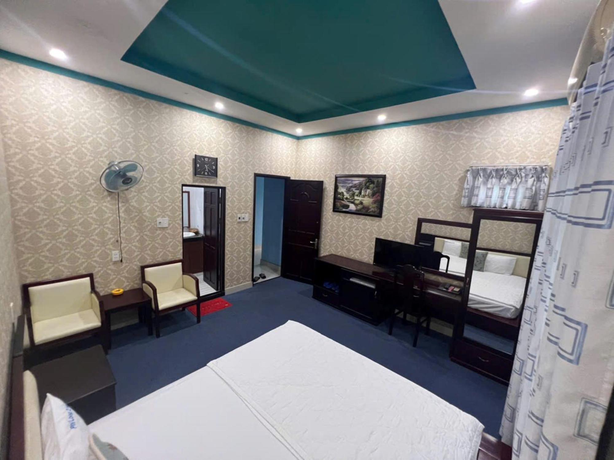 Phi Long 2 Hotel Thu Dau Mot Buitenkant foto