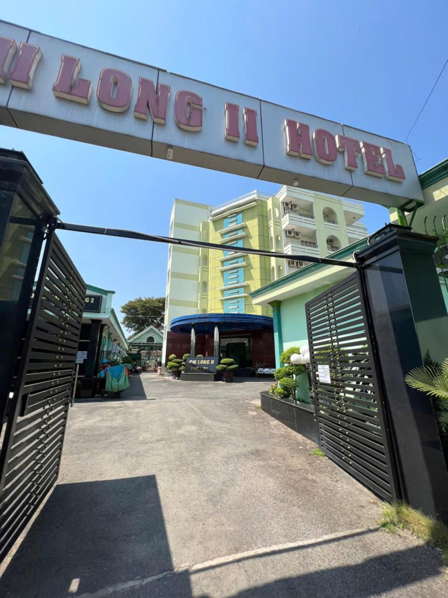 Phi Long 2 Hotel Thu Dau Mot Buitenkant foto