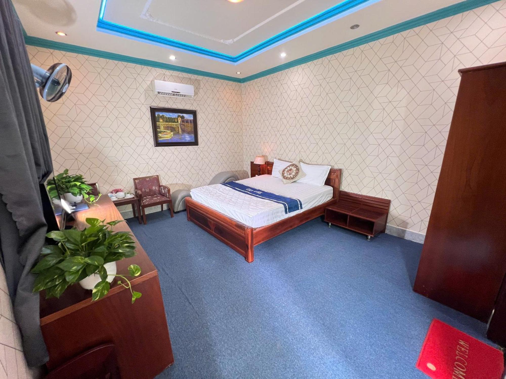 Phi Long 2 Hotel Thu Dau Mot Buitenkant foto