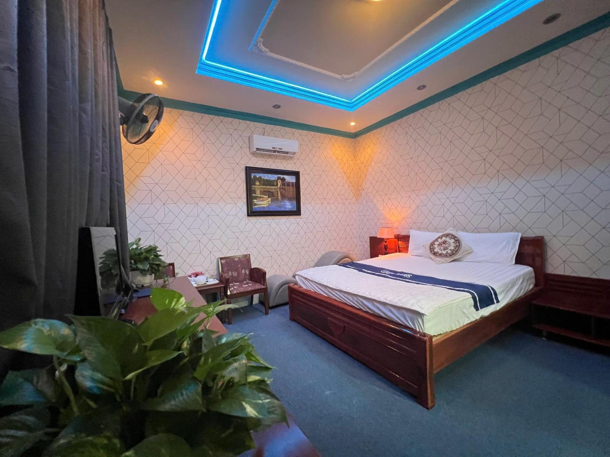 Phi Long 2 Hotel Thu Dau Mot Buitenkant foto